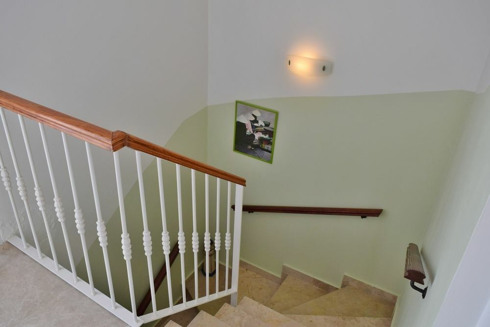 Apartamentos Y Casas Serinamar Marbella El Angel Ngoại thất bức ảnh