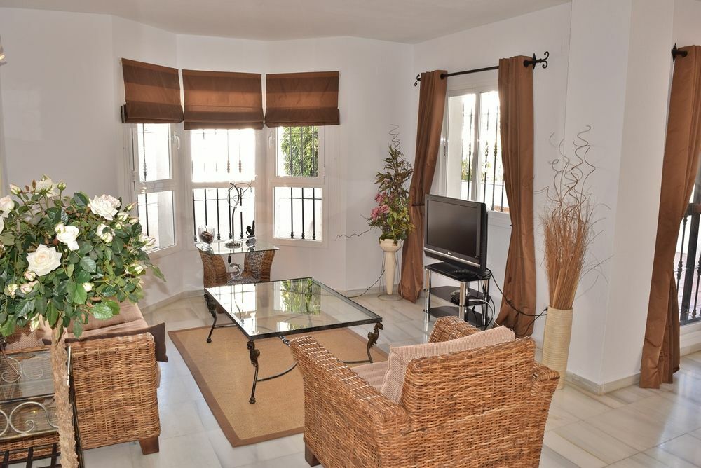 Apartamentos Y Casas Serinamar Marbella El Angel Ngoại thất bức ảnh