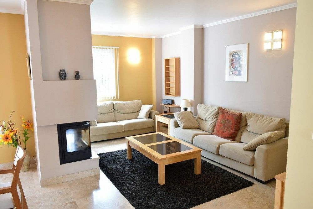 Apartamentos Y Casas Serinamar Marbella El Angel Ngoại thất bức ảnh
