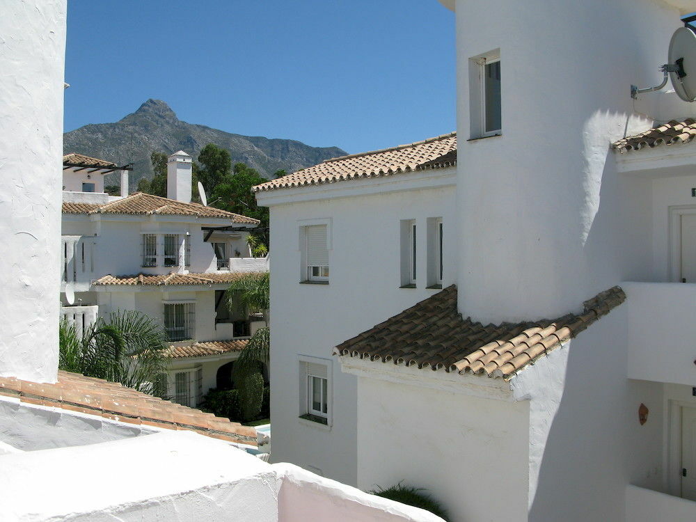 Apartamentos Y Casas Serinamar Marbella El Angel Ngoại thất bức ảnh