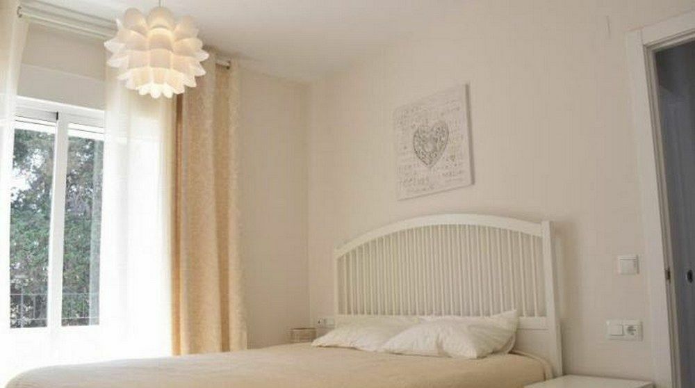 Apartamentos Y Casas Serinamar Marbella El Angel Ngoại thất bức ảnh